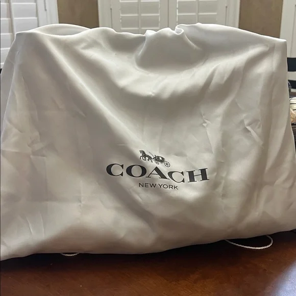 Coach Black Leather Laptop Bag - Picture 5 of 5